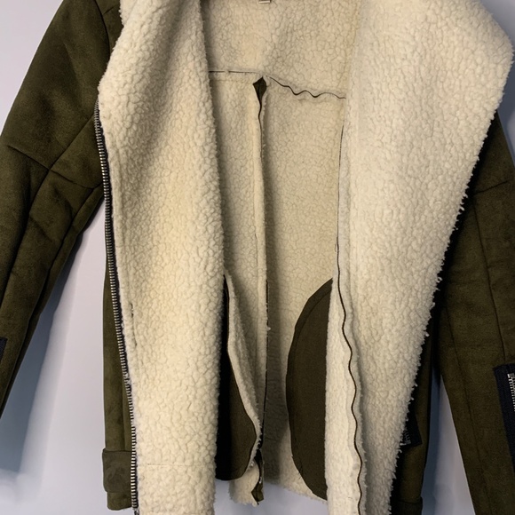 J.O.A. Suede Vacation Shearling Jacket in Olive - Picture 5 of 8